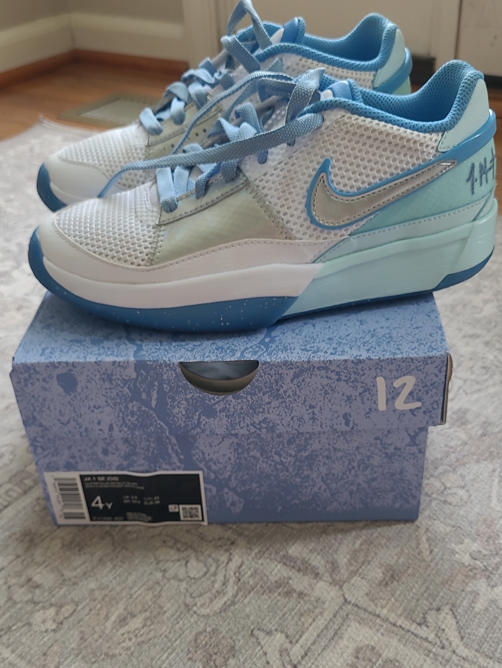 Nike JA 1 SE (GS) basketball Shoe